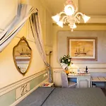 Antica Residenza D'azeglio Room&breakfast Di Charme 4* Bolonya
