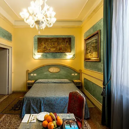Nocleg ze śniadaniem Antica Residenza D'azeglio Room&breakfast Di Charme 4*