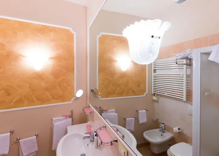 B&B 안티카 레지덴자 다제글리오 룸 앤드 블랙퍼스트 디 차메 볼로냐