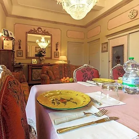 Antica Residenza D'azeglio Room&breakfast Di Charme Bed & Breakfast 4*