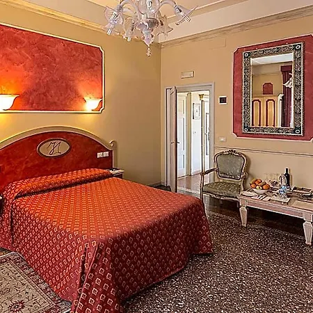 Antica Residenza D'azeglio Room&breakfast Di Charme 4*