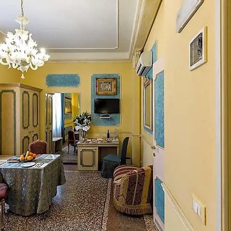Antica Residenza D'azeglio Room&breakfast Di Charme