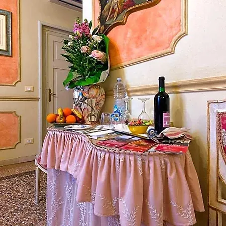 Antica Residenza D'azeglio Room&breakfast Di Charme Bologna