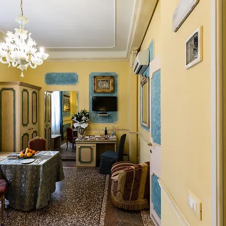 Antica Residenza D'azeglio Room&breakfast Di Charme 4* Bologna
