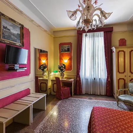 Bed & Breakfast Antica Residenza D'azeglio Room&breakfast Di Charme 2*