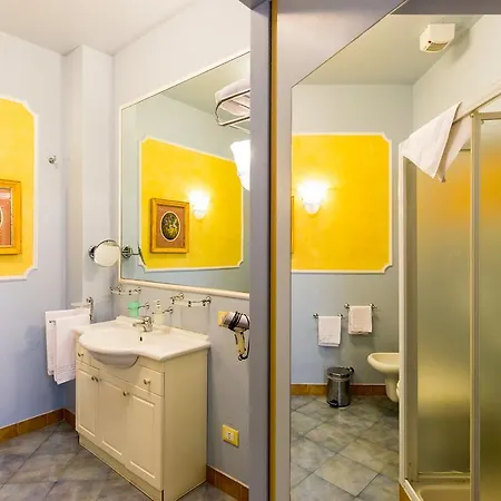 Antica Residenza D'azeglio Room&breakfast Di Charme Bologna