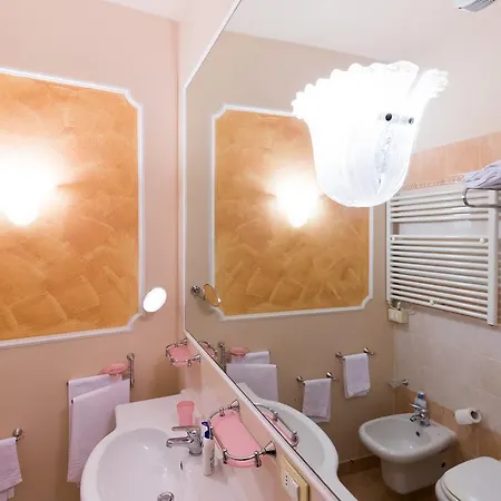 Bed & Breakfast Antica Residenza D'azeglio Room&breakfast Di Charme Bologna