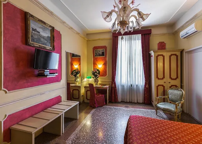 Bed & Breakfast Antica Residenza D'azeglio Room&breakfast Di Charme 4*