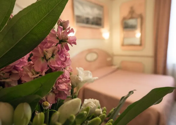 Antica Residenza D'azeglio Room&breakfast Di Charme Alojamento de Acomodação e Pequeno-almoço