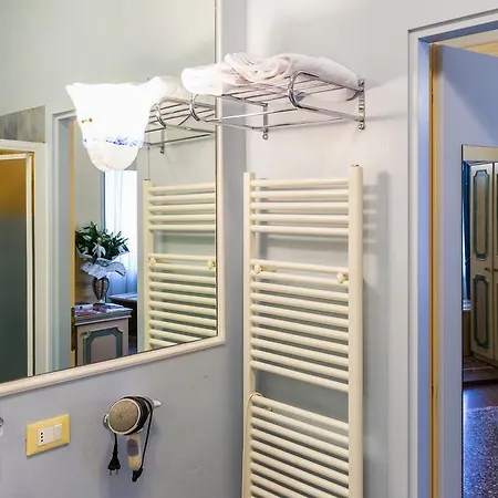 Antica Residenza D'azeglio Room&breakfast Di Charme 4*