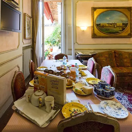 Bed & Breakfast Antica Residenza D'azeglio Room&breakfast Di Charme 2*